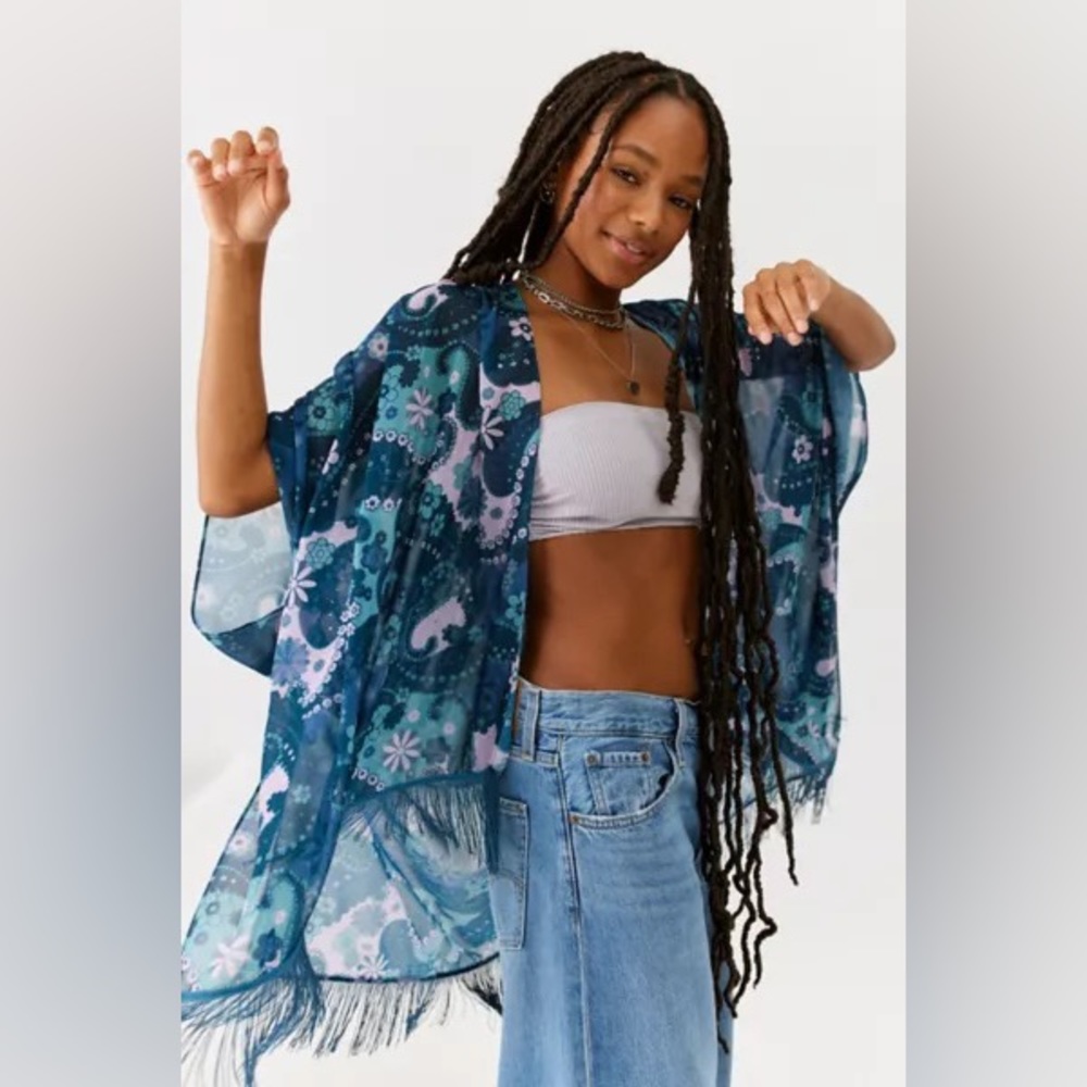 Urban Outfitters paisley boho fringe kimono
